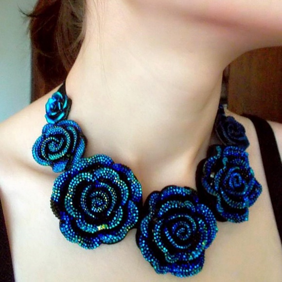 ❄️Rose Galaxy Statement Set❄️ - Picture 5 of 8