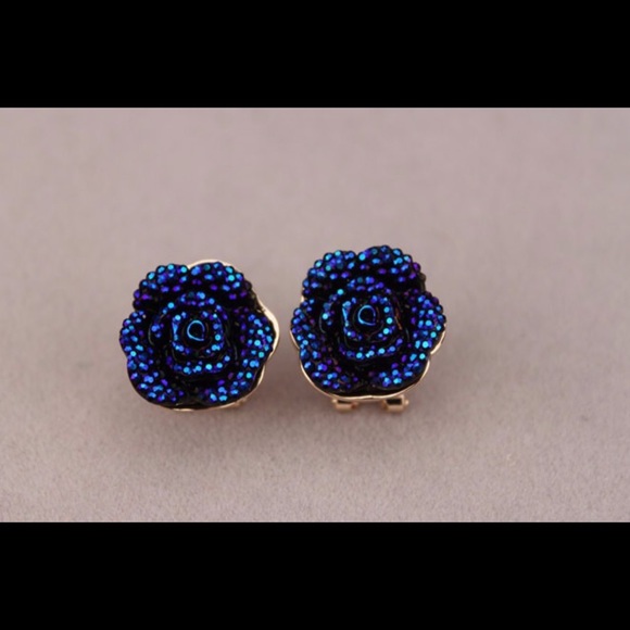 ❄️Rose Galaxy Statement Set❄️ - Picture 4 of 8