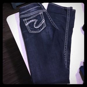 ✨SALE ONLY TODAY✨Dark Wash Suki Silver Jeans