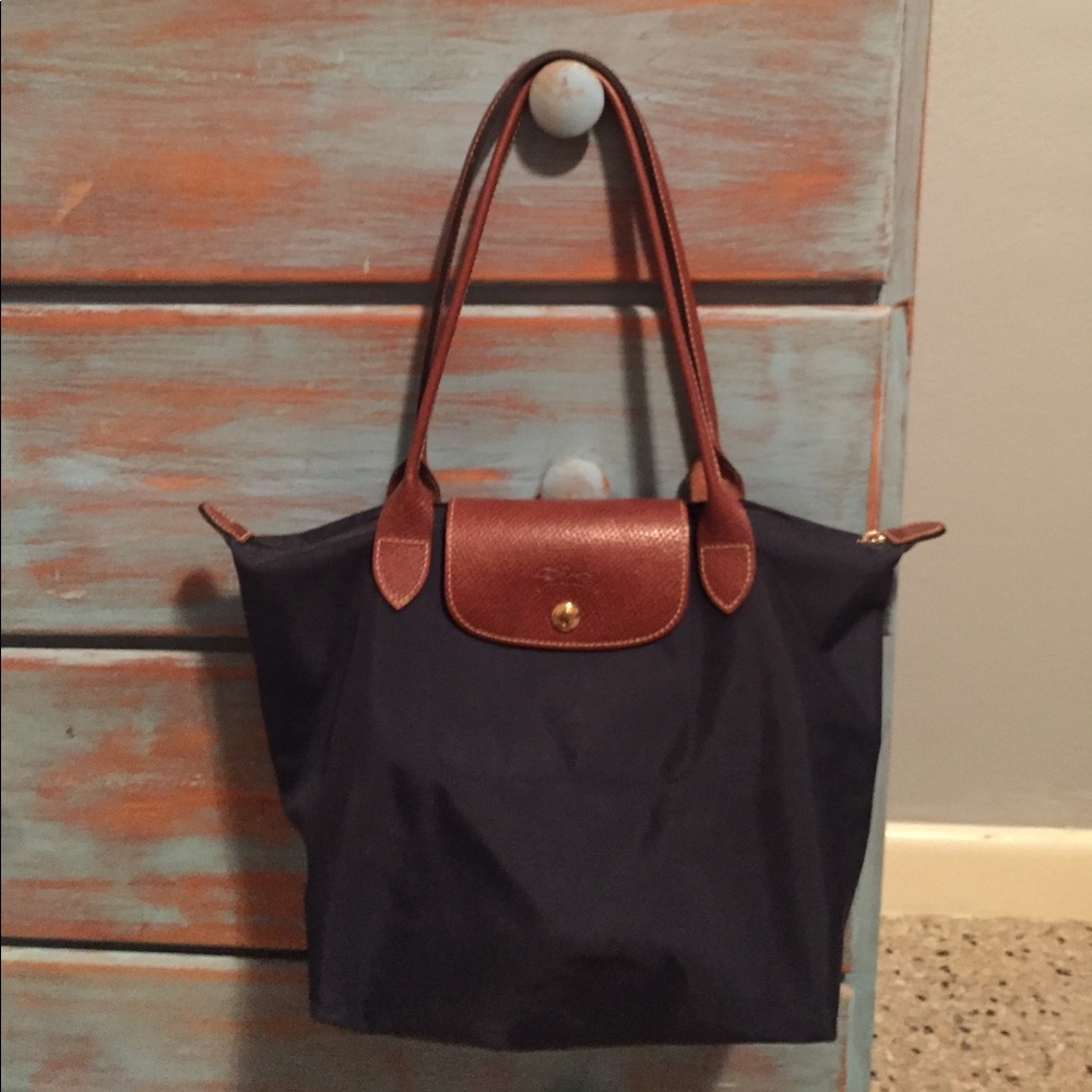Longchamp purse