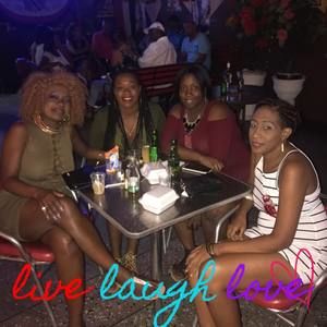 Meet your Posher, Valdee