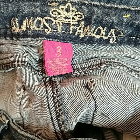 Jeans - Picture 2 of 3