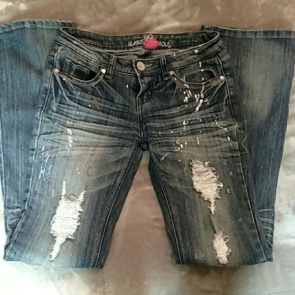 Jeans - Picture 3 of 3