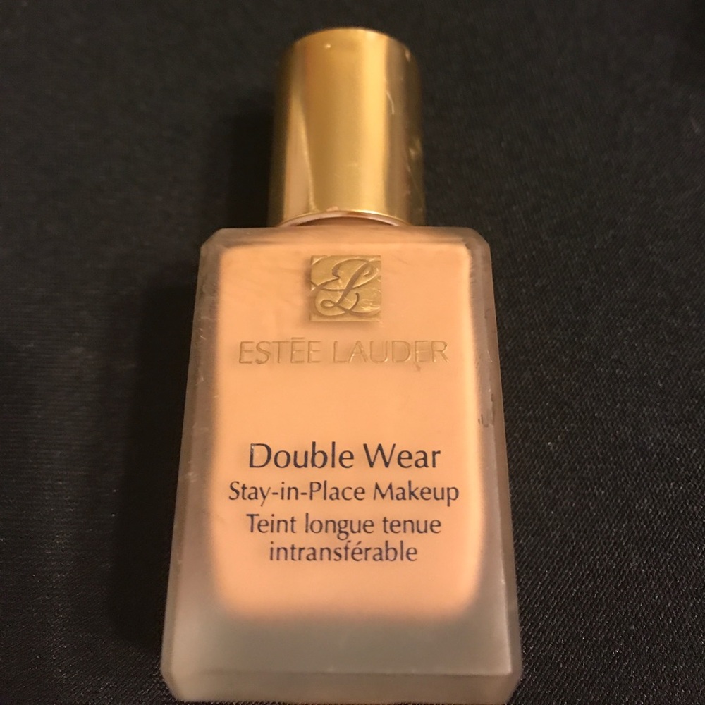 Estée Lauder Double Wear Foundation 3N1 IvoryBeige