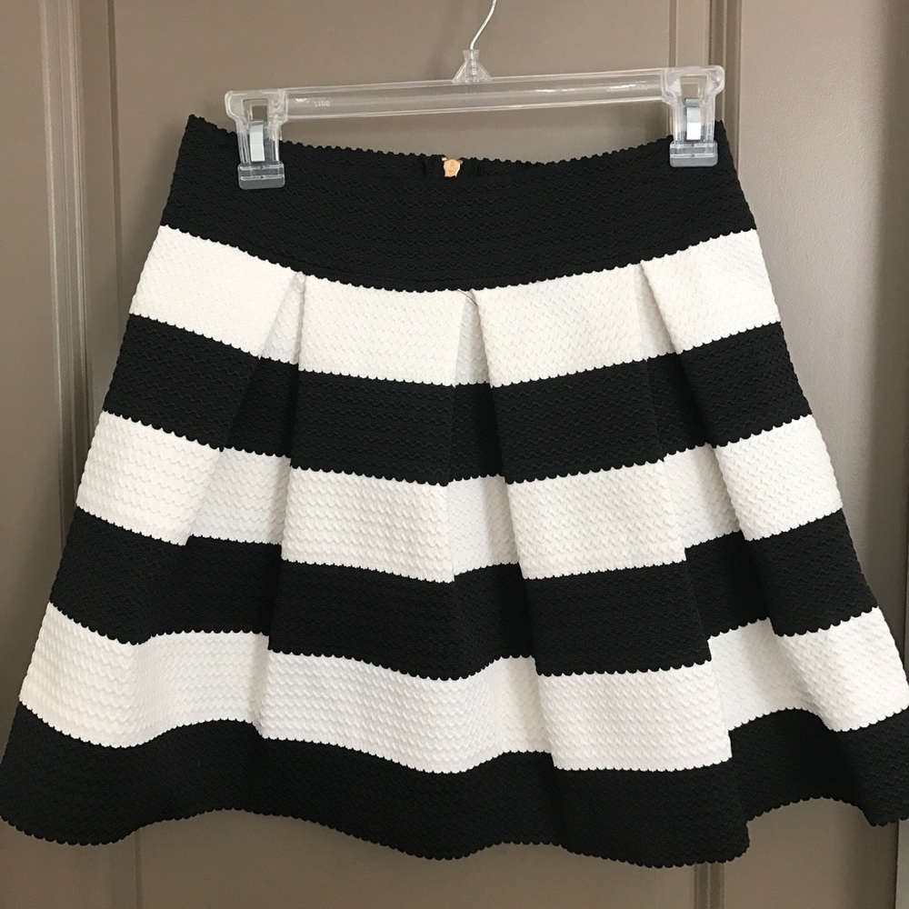 Black and White Stripe Mini Skirt