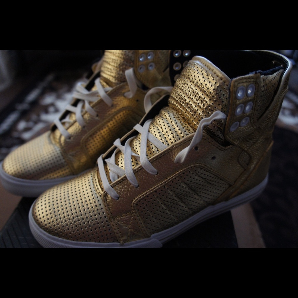 Supra sky top Gold sneaker, sz 6 boys, women's 8