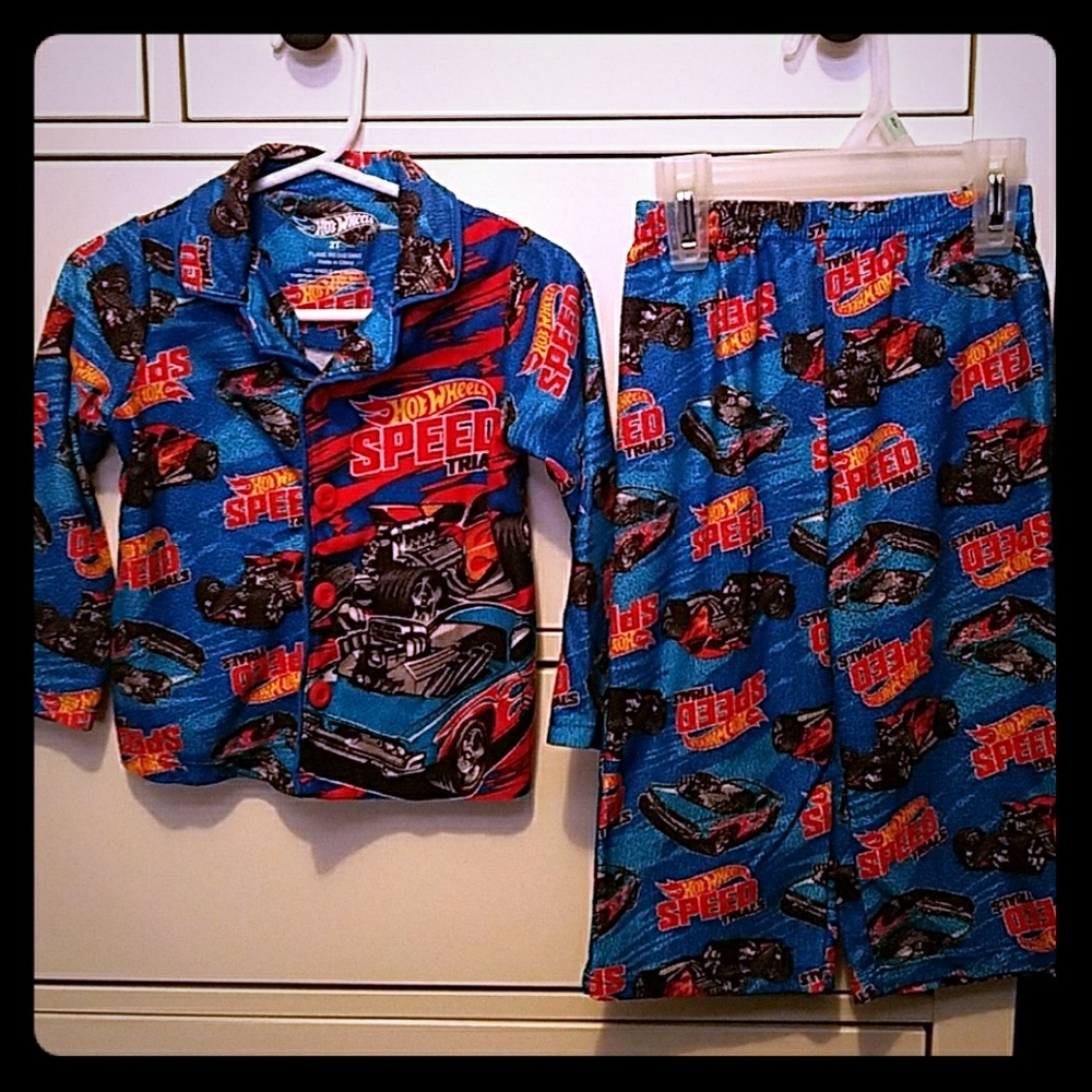 Boy's Hot Wheels pjs