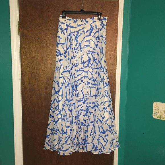 AKIRA Dresses & Skirts - High Waisted Maxi skirt