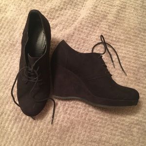 Xappeal black bootie wedges (Size 6)