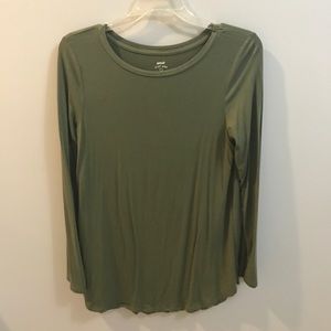 Olive green long sleeve t