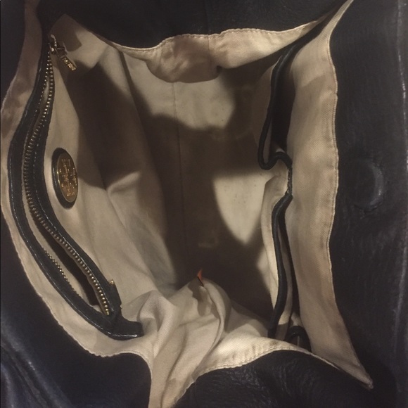 Tory Butch Leather Amanda Classic Hobo Bag - Picture 6 of 6