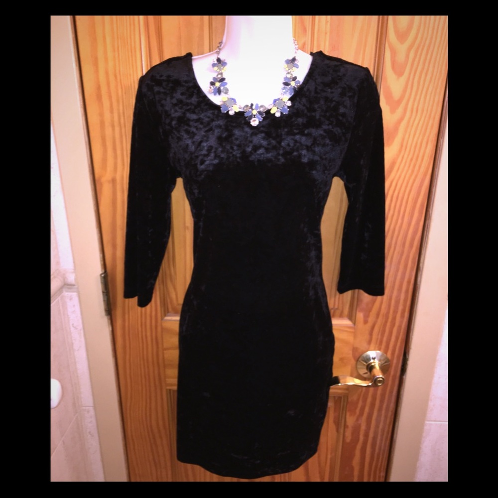 Brand New Lot of 2 Forever 21 BLK Mini Dresses