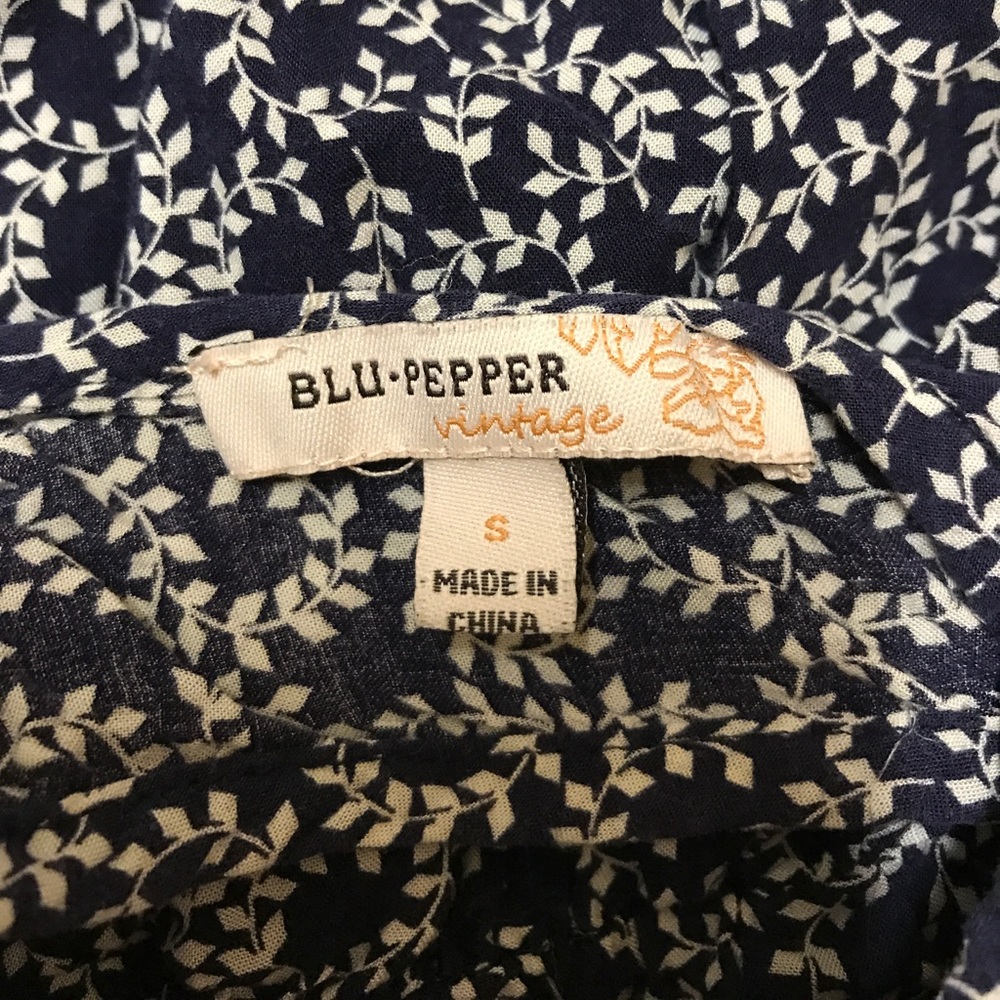Blu-Pepper Vintage Dress - Picture 3 of 3