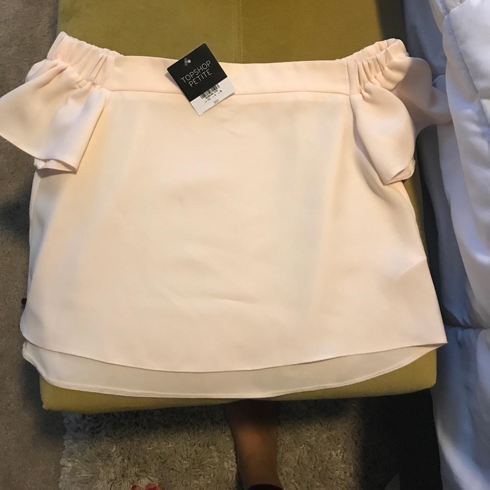 Blush off the shoulder top - Picture 2 of 6