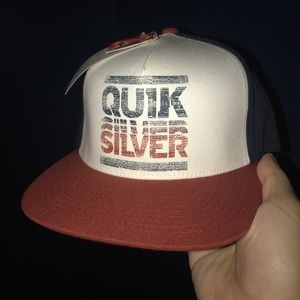 Quiksilver hat one size new with tags.
