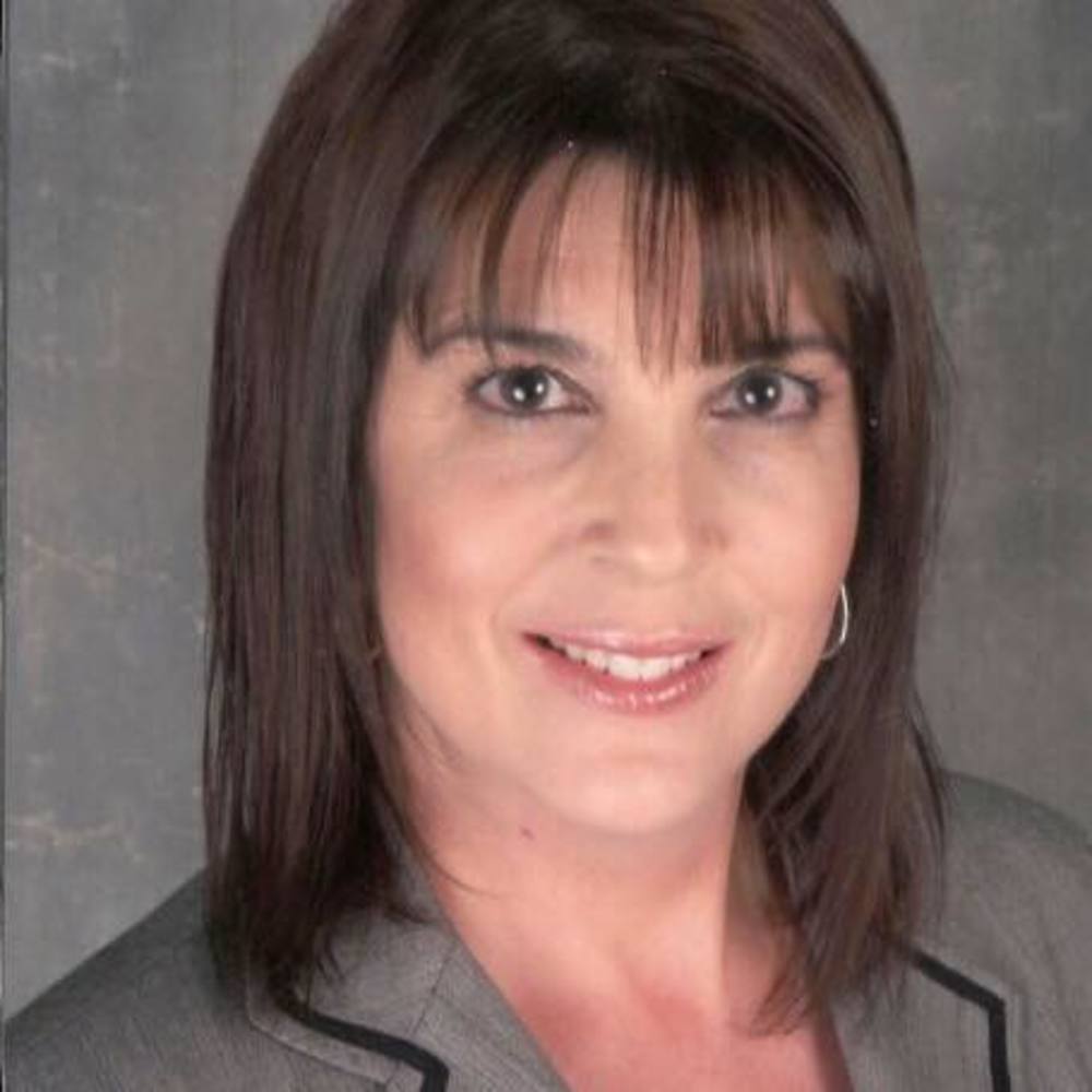 Meet your Posher, Debbie