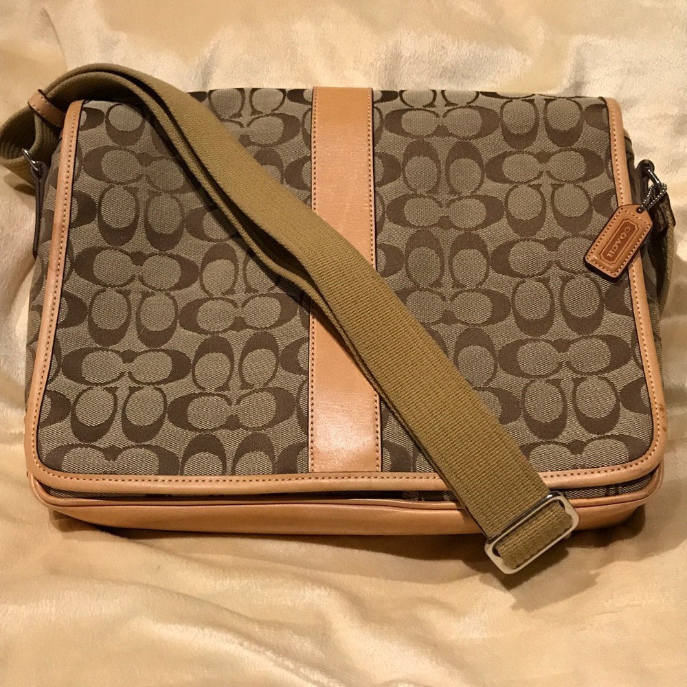 Coach Signature Messenger Bag