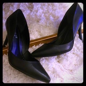 👠Charles David "Parker" pump SZ 8 👠