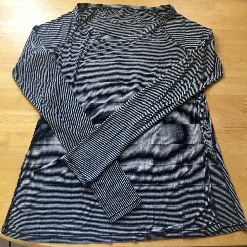 Lululemon Athletica Long Sleeve Top