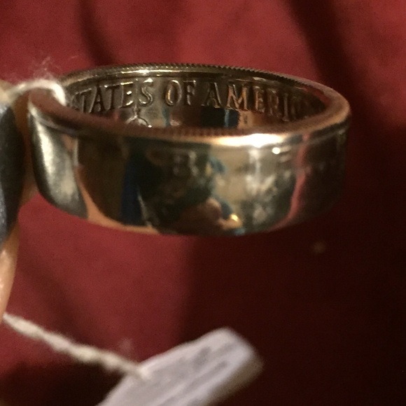 Bicentennial Half Dollar Coin Ring - Picture 5 of 5