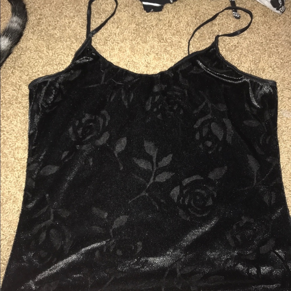 black velvet rose pattered cami crop top