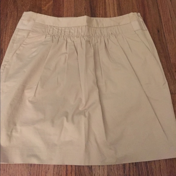 Banana Republic Tan Mini Skirt (size 10) - Picture 1 of 3