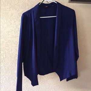 🌻Thin Royal Blue Blazer-like Top!