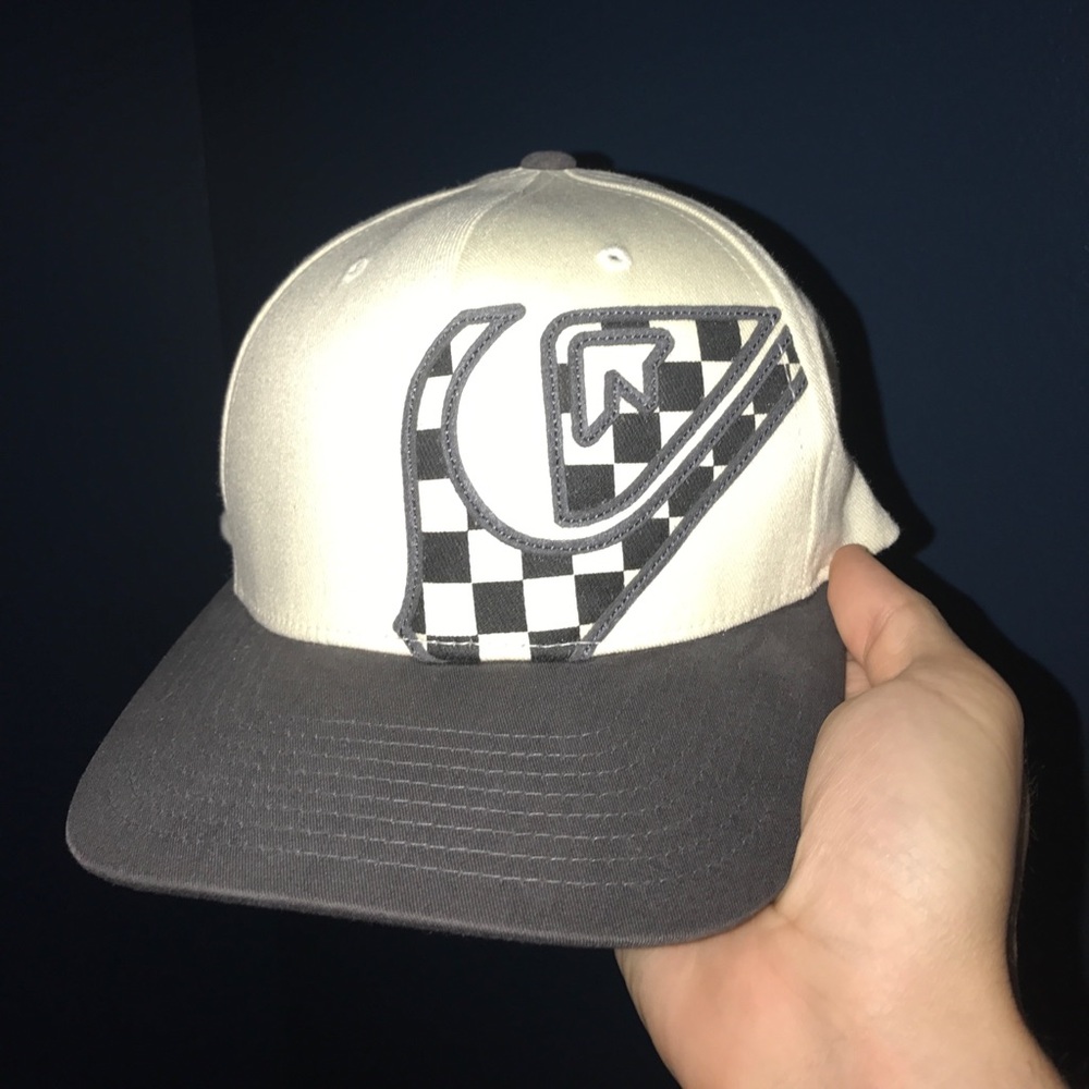 Quiksilver hat one size 1sz, no tags.