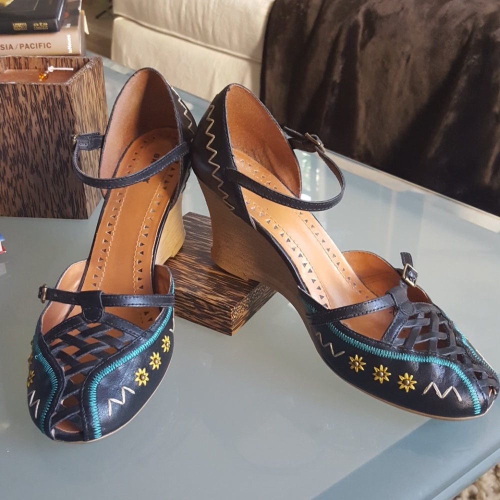 Bronx women leather wedge sandals