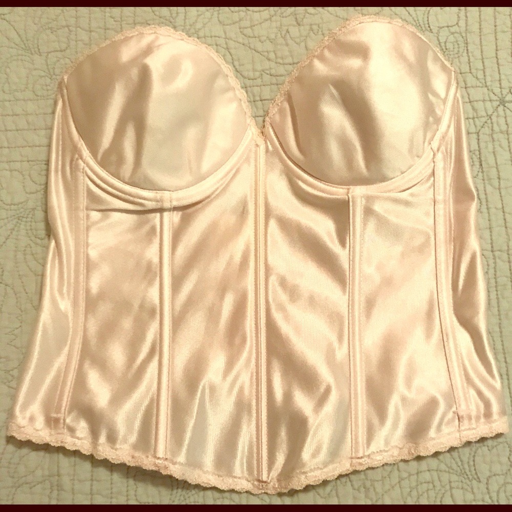 David’s Bridal • White • Bustier • 36C