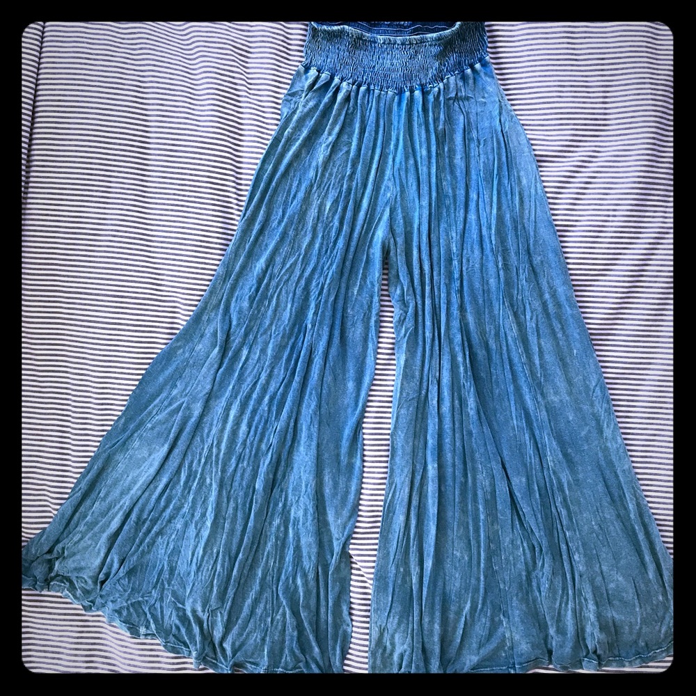 Boho hippie pants with elastic waistband, size S.