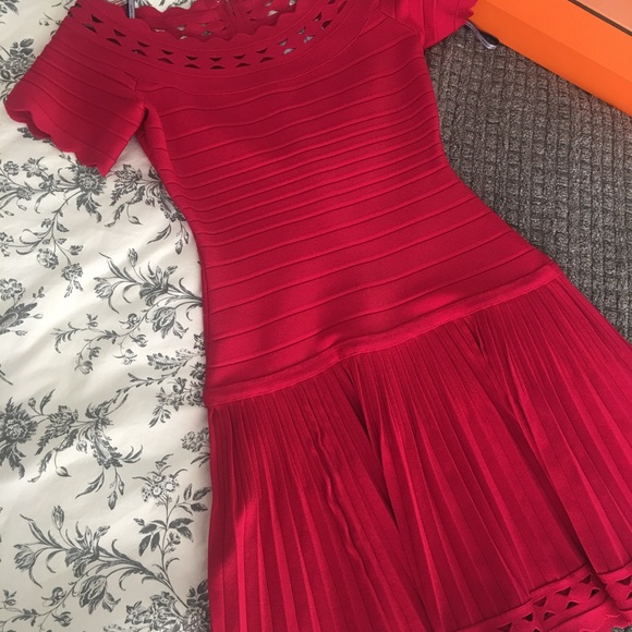 Herve Leger Dresses & Skirts - Authentic Herve Leger Dress