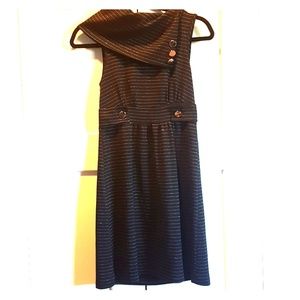 The "no need for a scarf or belt" Dress