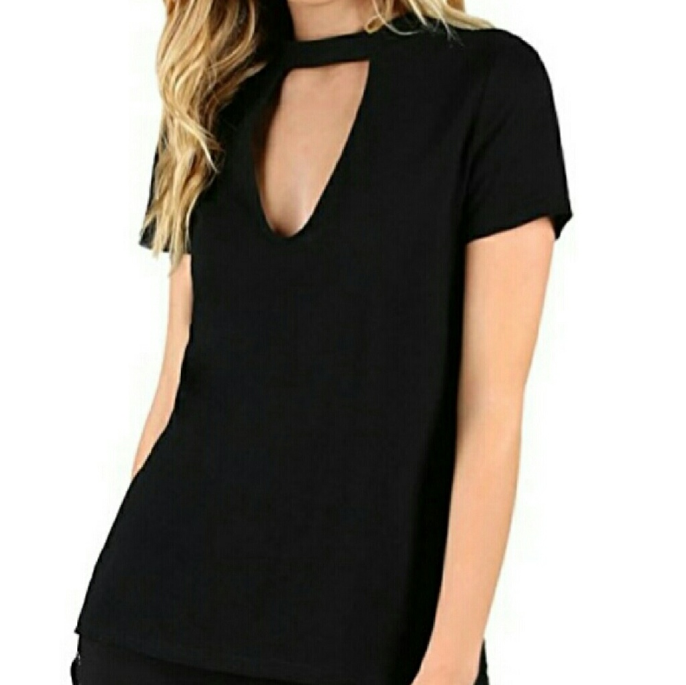 📣LAST ONE 📣 🌿BLACK CHOKER TEE🌿 - Picture 2 of 5