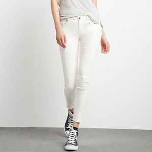 🆕 Forever 21 Midrise Skinny Jeans