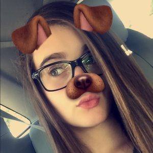 Meet your Posher, Ava