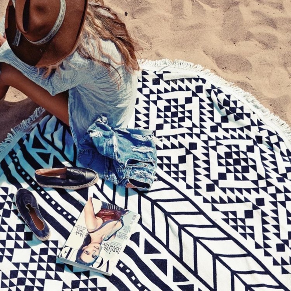 FLASH SALE 🎉•The Beach People • Aztec Roundie