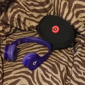 Authentic beats missing auxiliary