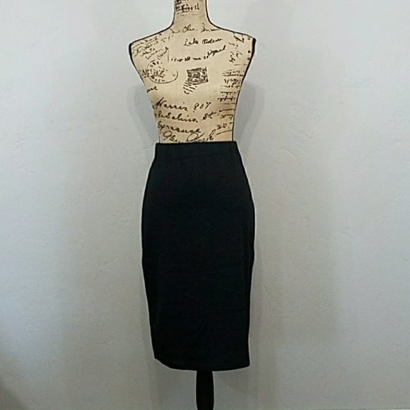 Everyday Essentials Knee Length Knit Pencil Skirt - Picture 3 of 7