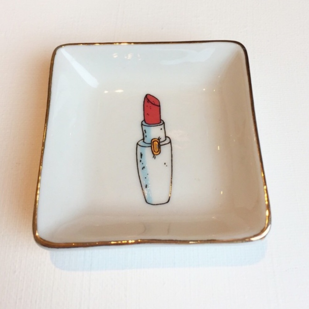 My Favourite Red Lippy Tray - Picture 3 of 4