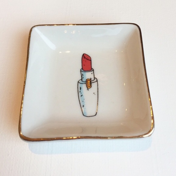 My Favourite Red Lippy Tray - Picture 3 of 4