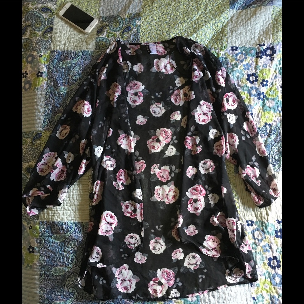 🌸 Floral Kimono Cardigan 🌸