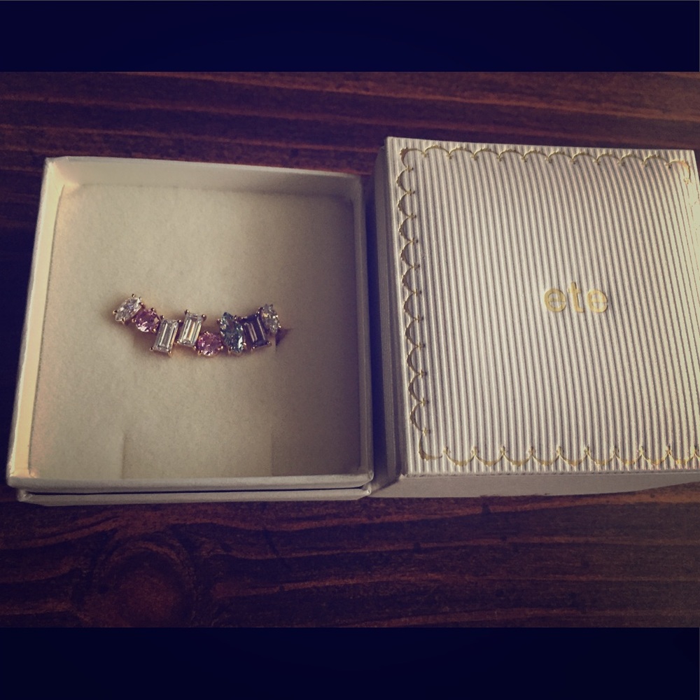 Ete jeweled single clip on earring