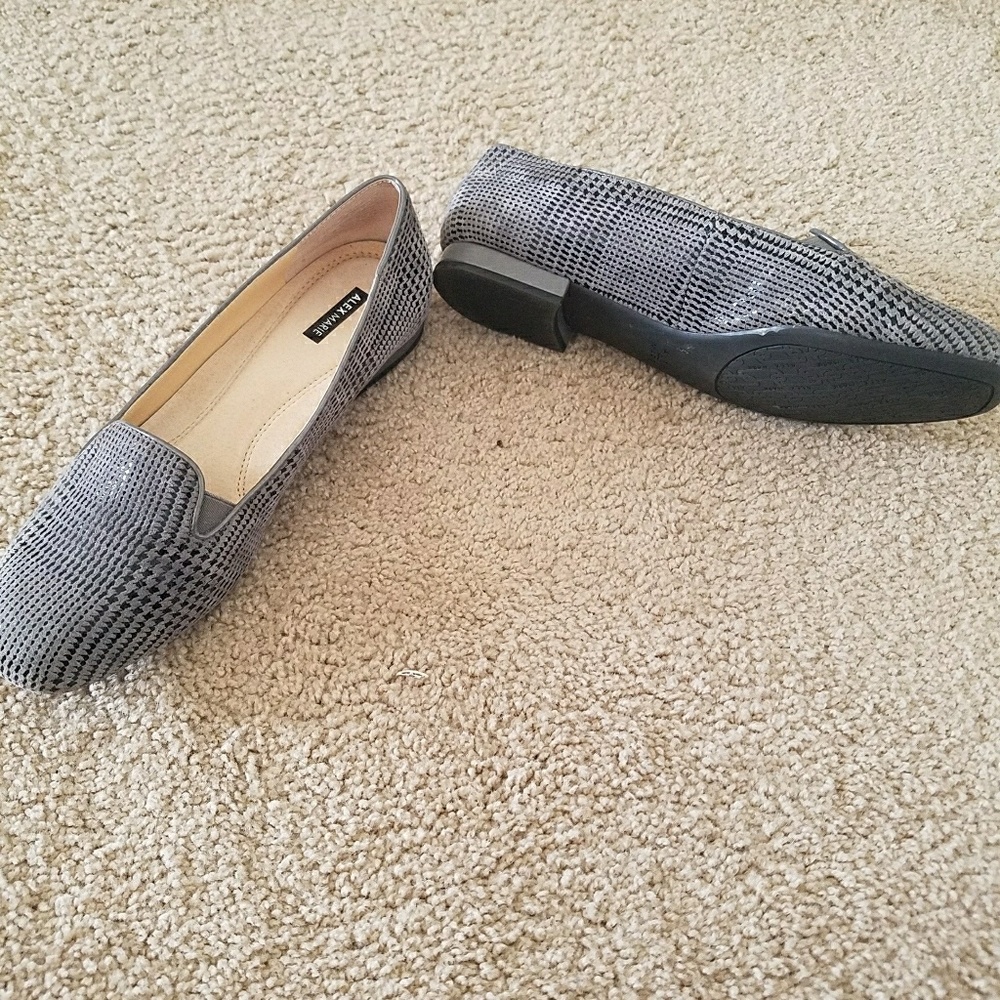 Flat loafers