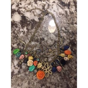 boutique skull charm necklace