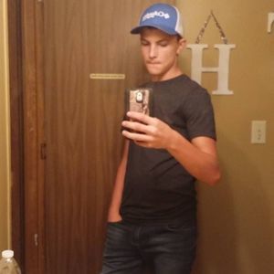 Meet your Posher, Ethan