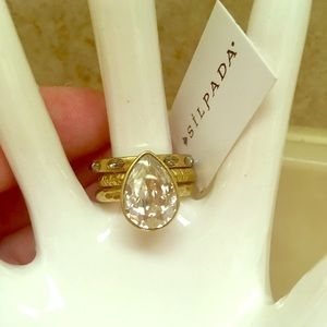 Beautiful brand new Silpada Ring