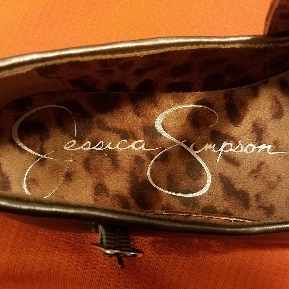 Shoes - Picture 3 of 4