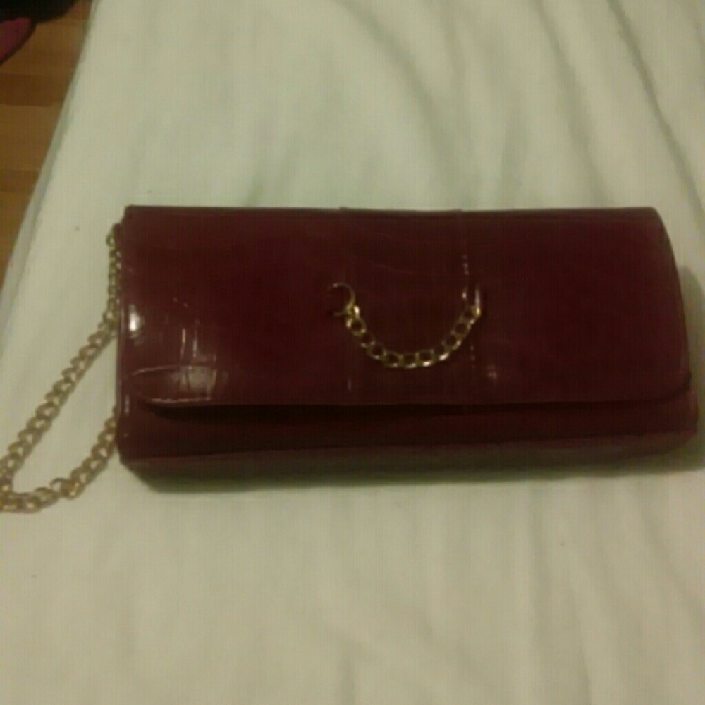 Stylish Red Wine Wristlet