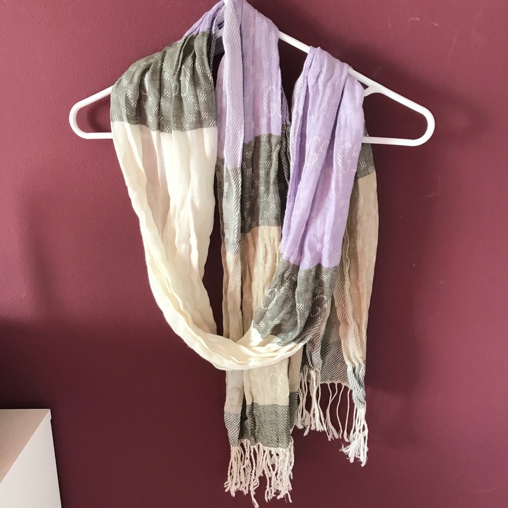 Gucci scarf